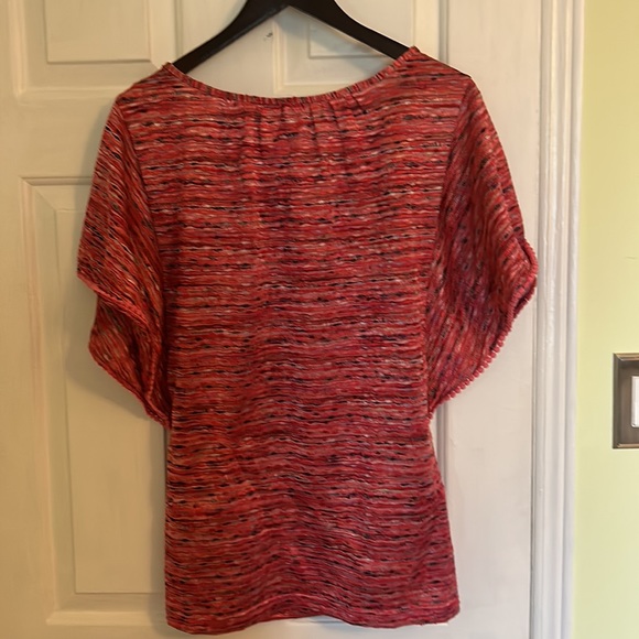 99% polyester, 1% spandex light weight summer top - Picture 3 of 5
